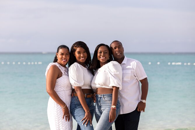 1 Hour Private Professional Portraits in Grace Bay Beach - Timing matters on a beach