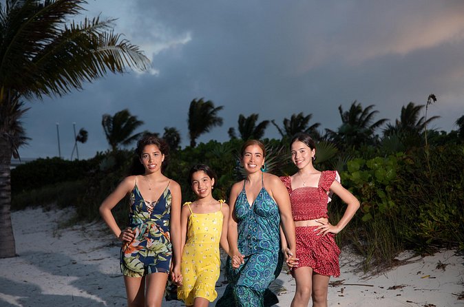 1 Hour Private Professional Portraits in Grace Bay Beach - Practical details that affect your decision