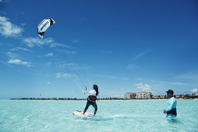 3 hours Private Kiteboarding Beginner Lesson - Timing, wind, and the practical details