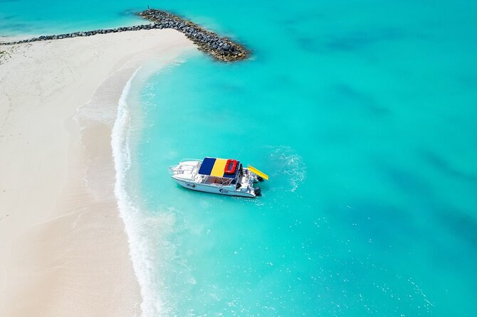 4HR Private Half-day Boat in Gracebay - A boat day built around your group