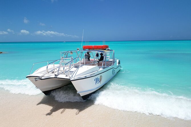 4HR Private Half-day Boat in Gracebay - Sandwiches, snacks, and local beer aboard