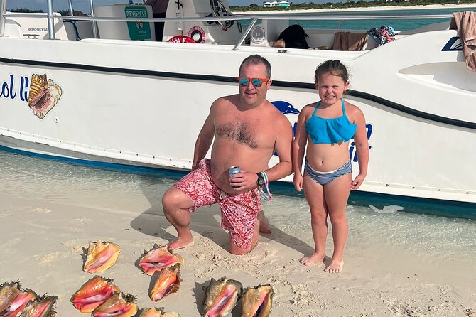 4HR-Private Half-Day Exploration in Gracebay - Sandbars, beaches, and the nearby cays