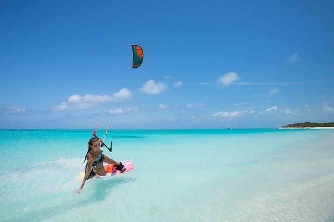 Bring A Friend Kiteboarding Lesson - Learning kiteboarding on Long Bay Beach