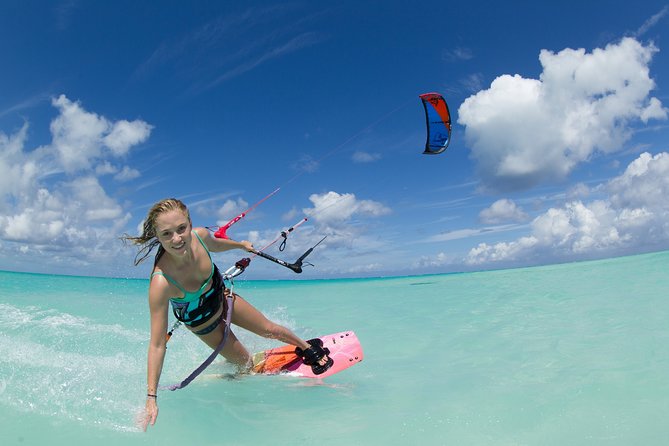 Bring A Friend Kiteboarding Lesson - Switching between watching and practicing