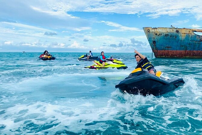 FAMOUS SHIPWRECK, Tiki Bar & Iguana Island Private Jet Ski Tour - Who will enjoy this Providenciales jet-ski tour