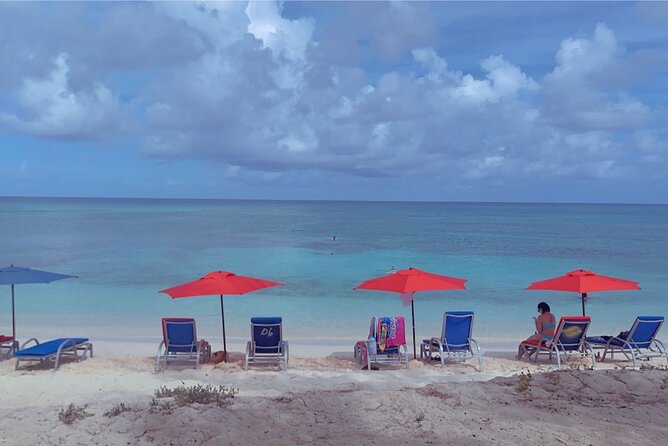 Fun day at Private Beach Bar&Grill/Grand Turk - Kayaking with a guide and your own group