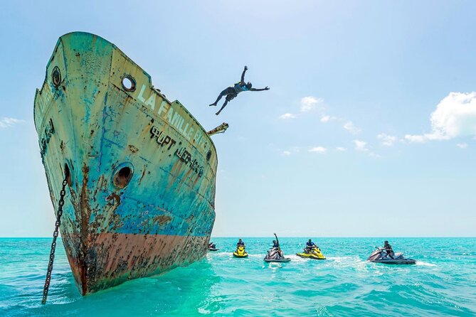 Ghost Freighter Seafari ( abandoned shipwreck) - Small cays, quiet beaches, and extra stops