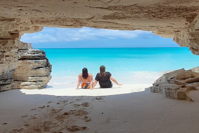 Group Reef, Beach and Sandbar Tour from Providenciales - Sand Dollar Cove: the tour’s easiest hour