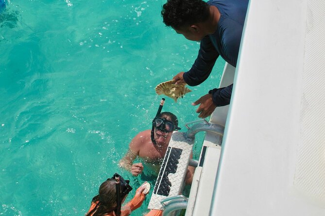 Half Day Snorkel from Providenciales with Visit to Half Moon Bay - What you eat and drink on a four-hour trip