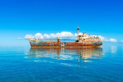 Half Moon Bay Jet Ski Tour & Snorkeling the La Famille Shipwreck