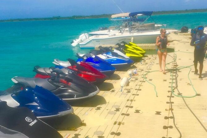 Lunch Seafari to pristine cays, shipwreck and lunch at TIKI BAR - What this south-coast sea safari actually offers