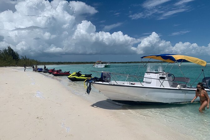 Lunch Seafari to pristine cays, shipwreck and lunch at TIKI BAR - Timing, meeting point, and what to plan around
