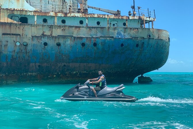 Lunch Seafari to pristine cays, shipwreck and lunch at TIKI BAR - The practical tradeoff: speed, scenery, and structure