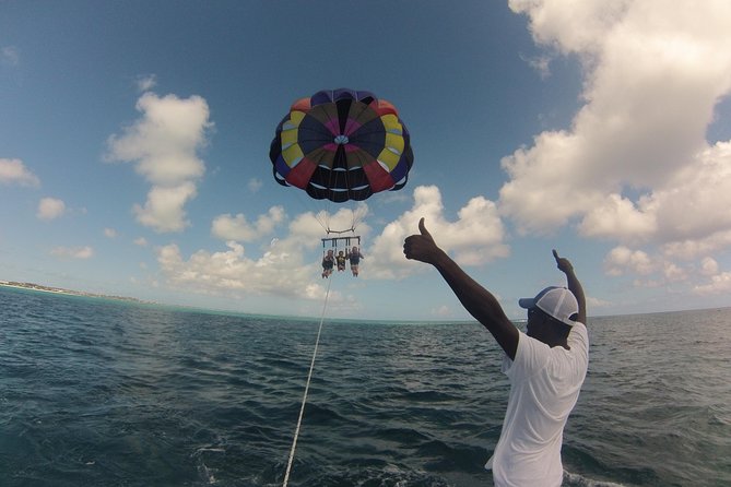 Parasailing Grand Turk - Landing without getting wet