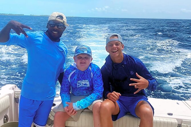Private 1/2 Day Afternoon Bottom Fishing Charter on "Shady Grady" - A crew that keeps beginners involved