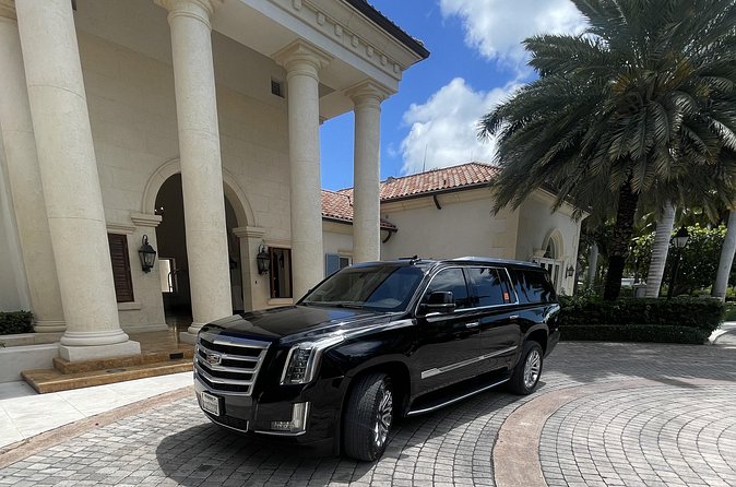 Private Luxury Airport Transportation RoundTrip - Why a private vehicle can be worth it