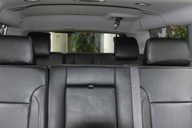 Private Luxury Suv Airport Transfer (One Way) - A direct ride when your holiday time is over