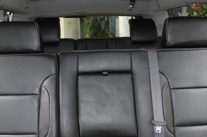 Private Luxury SUV Airport Transfer (Round-Trip) - Returning to the airport requires a phone call