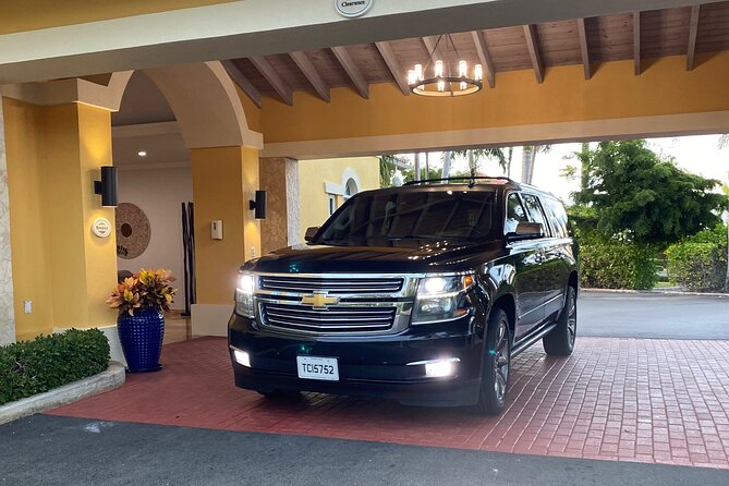 Private Luxury SUV Transfer Providenciales Airport (ONE WAY) - Why the private format can be worth the price