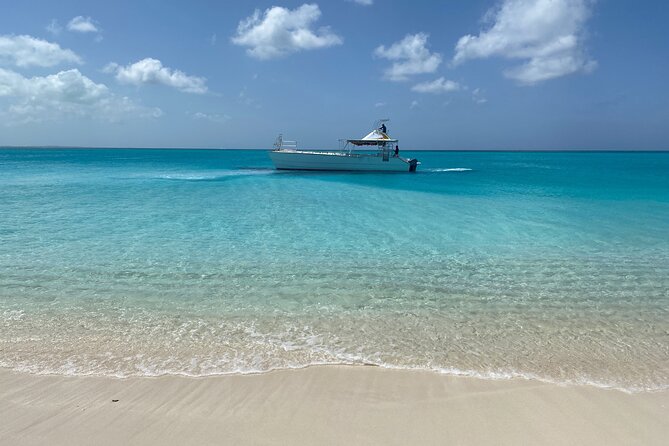 Private Reef, Beach and Sandbar Tour from Providenciales - Pine Cay beaches and the Fort George area