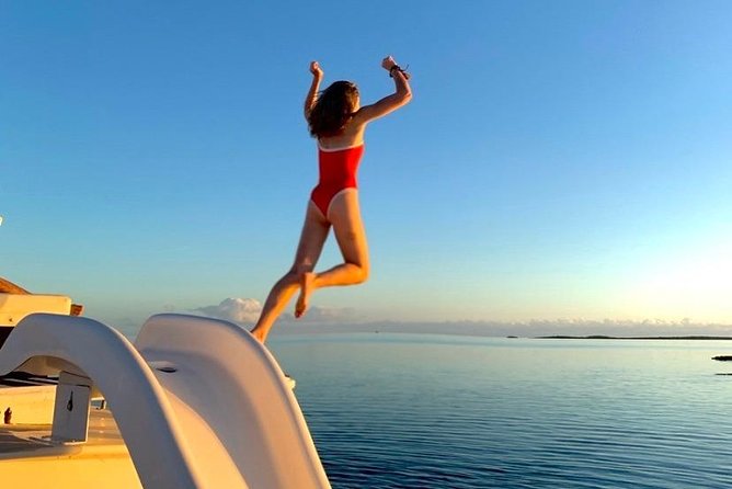 Private Sunset Cruise in Grace Bay - From Turtle Cove Marina to the reef