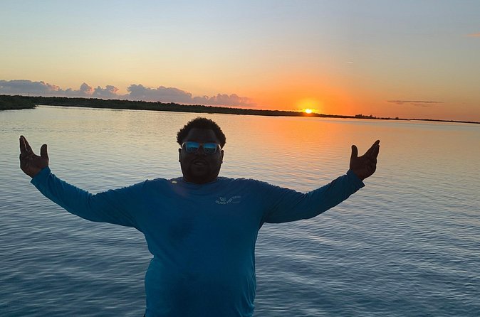 Private Sunset Cruise in Grace Bay - Wine, rum punch, and a small spread