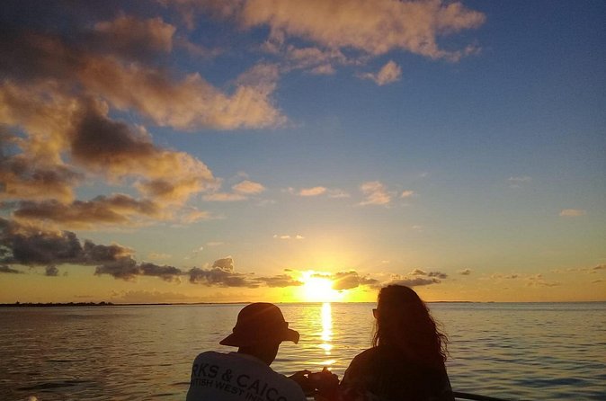 Private Sunset Cruise in Grace Bay - Practical planning for the evening