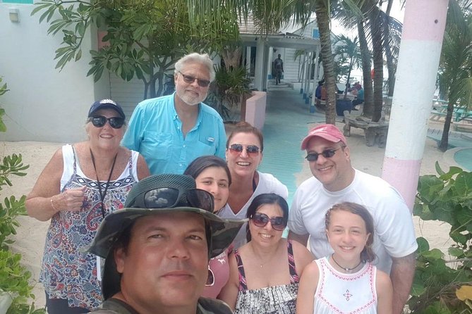 Providenciales Unmissable Sightseeing Tour - The Hole, Blue Mountain, and the island inland