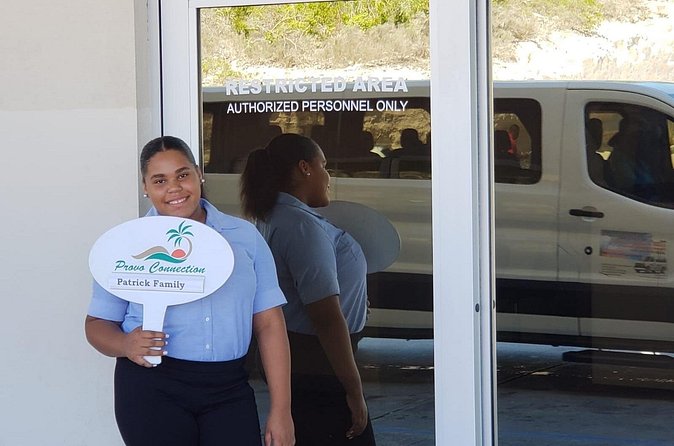 Shared Providenciales Airport Transfer (Round-Trip) - Booking details that can save you trouble