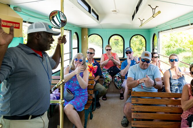 Trolley Island Tour: Conch Show, Full Lunch, History, 3.5 hours - The TCI Junkanoo Museum puts culture first