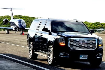 Turks and Caicos: Private ROUND-TRIP Airport Transfer