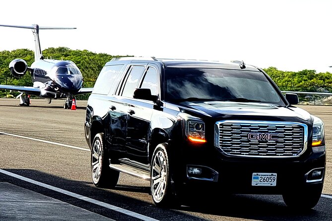 Turks and Caicos: Private ROUND-TRIP Airport Transfer - A private SUV instead of a shared shuttle